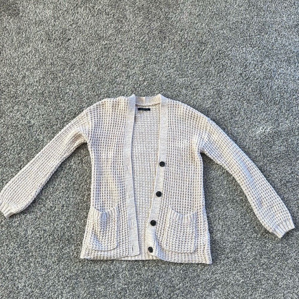 American Eagle Cream Cardigan